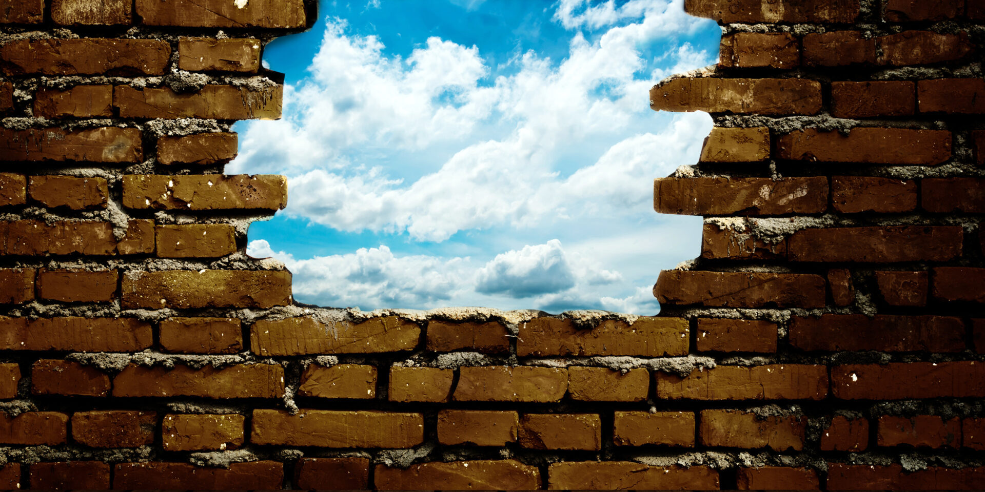 Porous,Wall,To,See,The,Blue,Sky